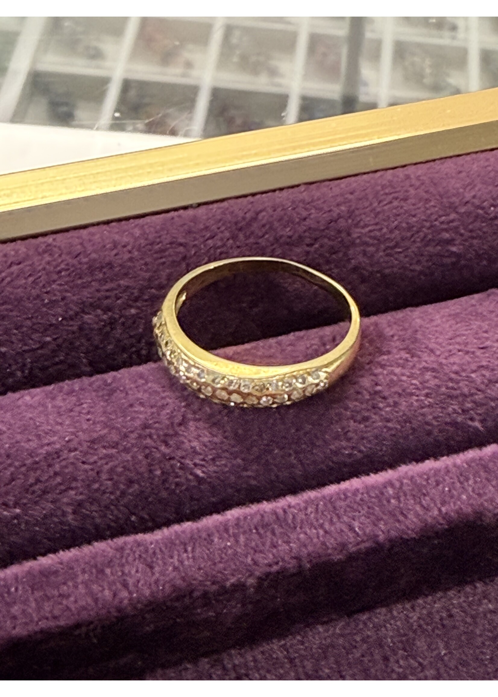 Vintage & Occasion Geelgouden 18k ring ingelegd met briljant - maat 17