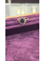 Vintage & Occasion Geelgouden ring met saffier en briljant