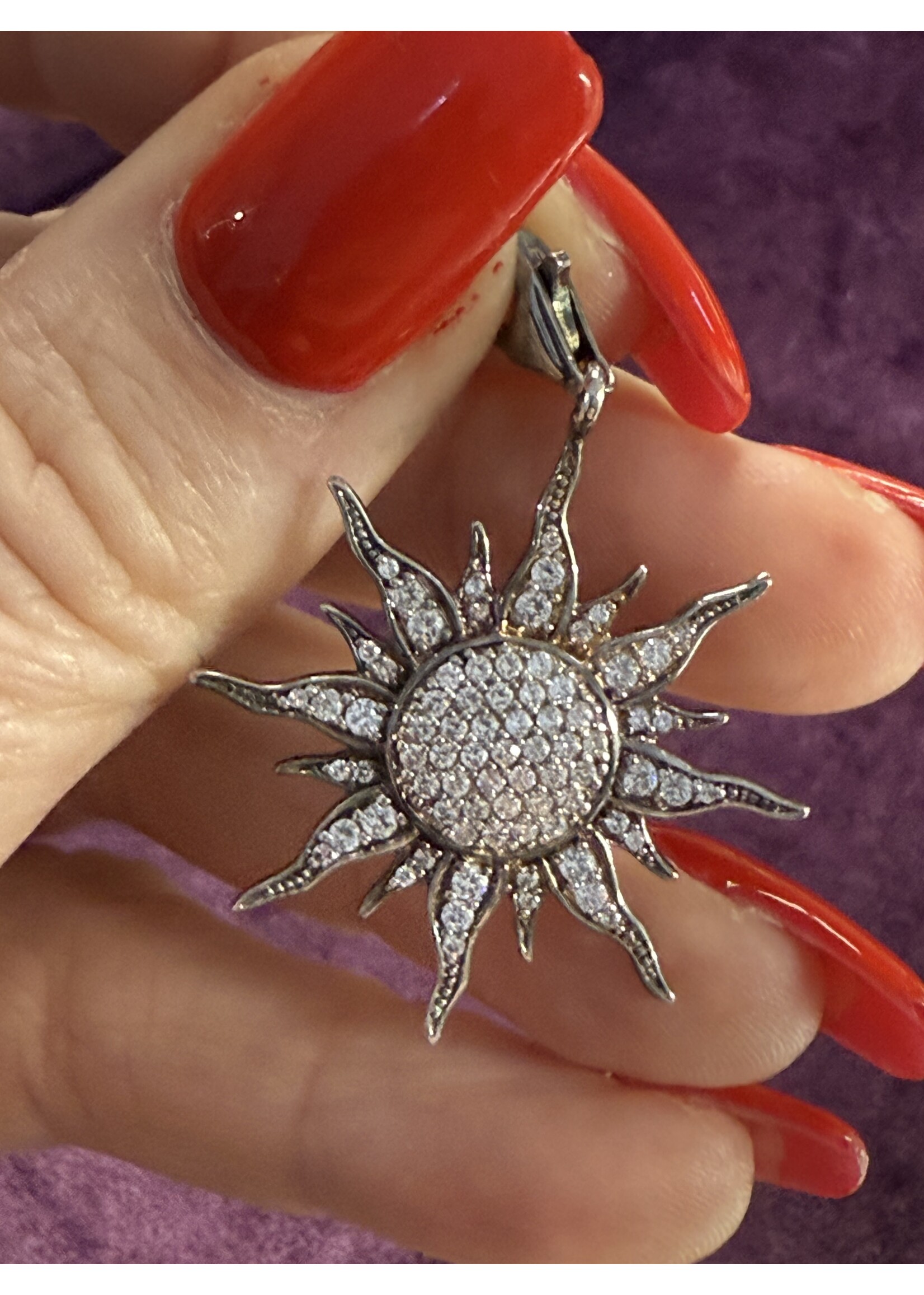 Vintage & Occasion Zilveren charm hanger zon