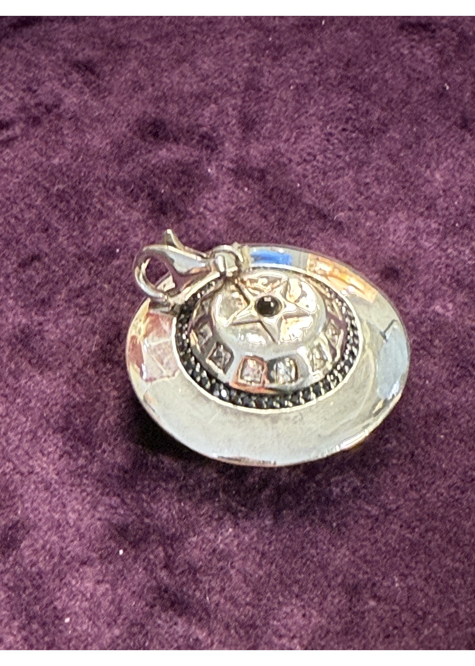 Vintage & Occasion Occasion charm Thomas sago ufo - ruimgte schip