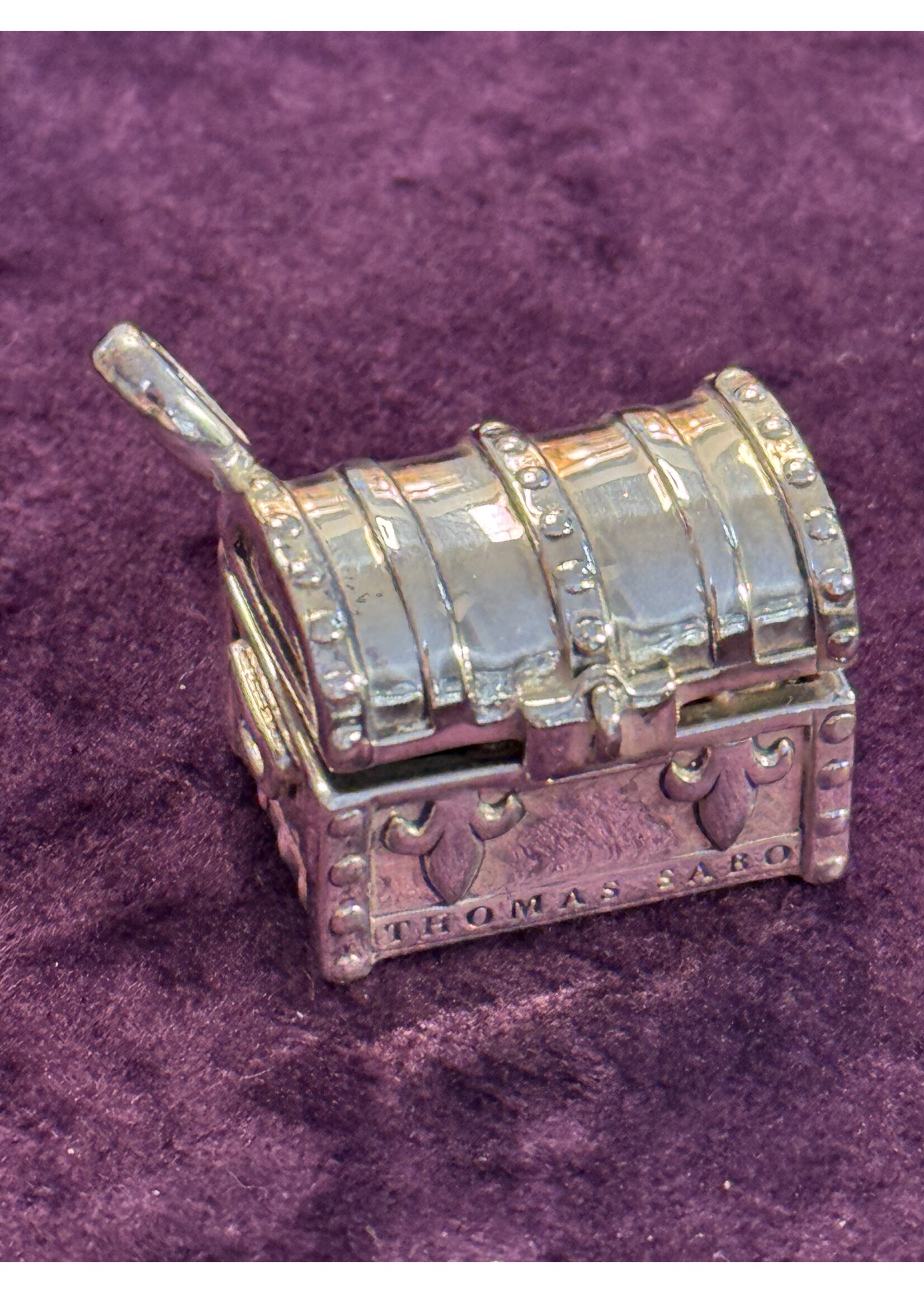 Vintage & Occasion Thomas Sabo. charm schatkist zilver