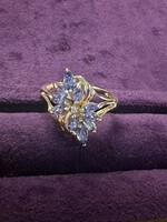 Vintage & Occasion Geelgouden ring met paarse steentje bloem  - maat 19.75