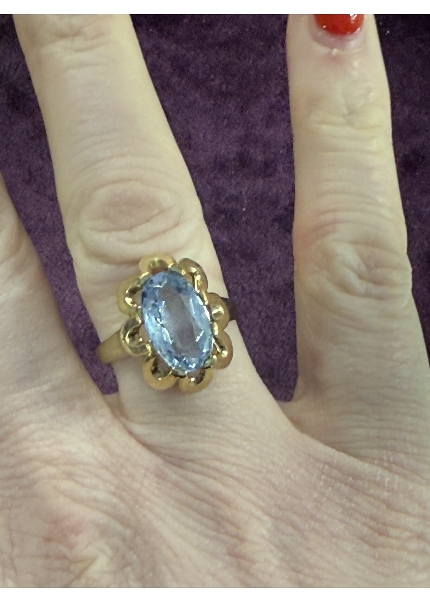 Vintage & Occasion Geelgouden  8 k (bwg) ring met blauwe steen - maat 18.5