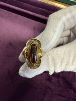 Vintage & Occasion Geelgouden  14k  ring met granaat  - maat 18