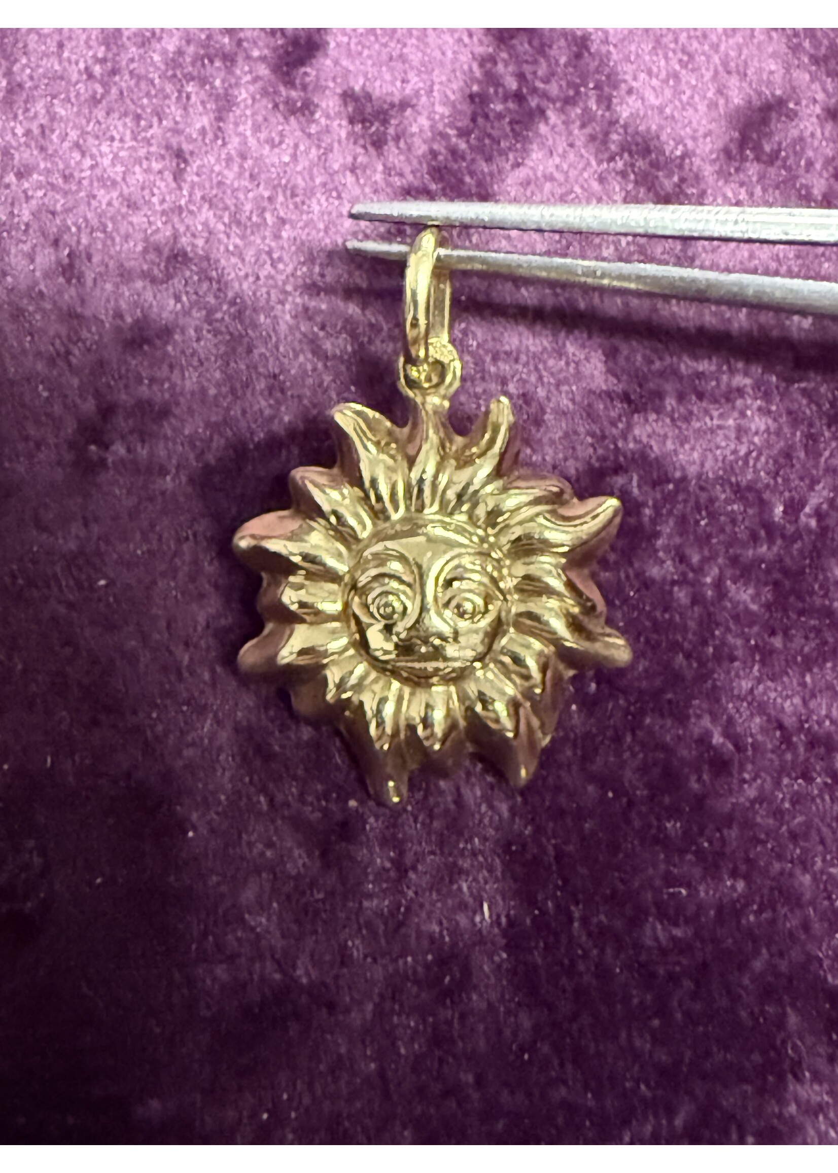 Vintage & Occasion Geelgouden 14k  hanger zon 3d