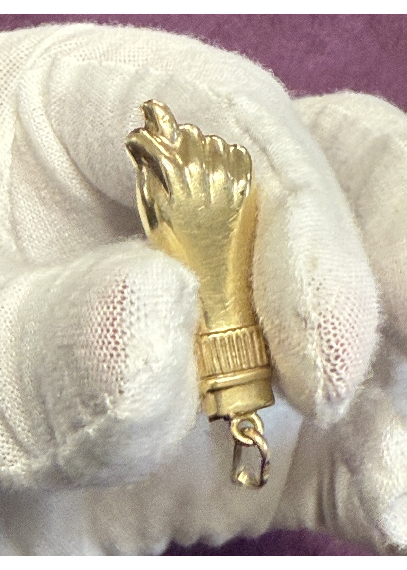 Vintage & Occasion Geelgouden  vintage  14k hanger hand