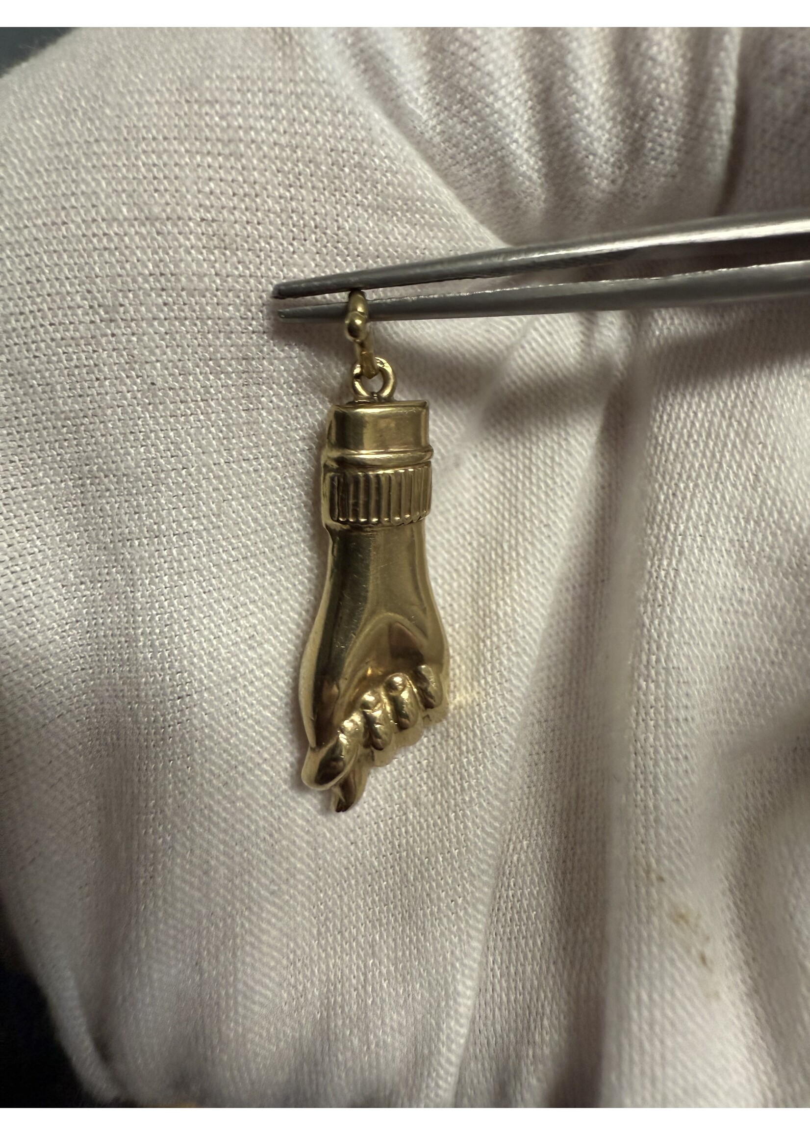 Vintage & Occasion Geelgouden  vintage  14k hanger hand