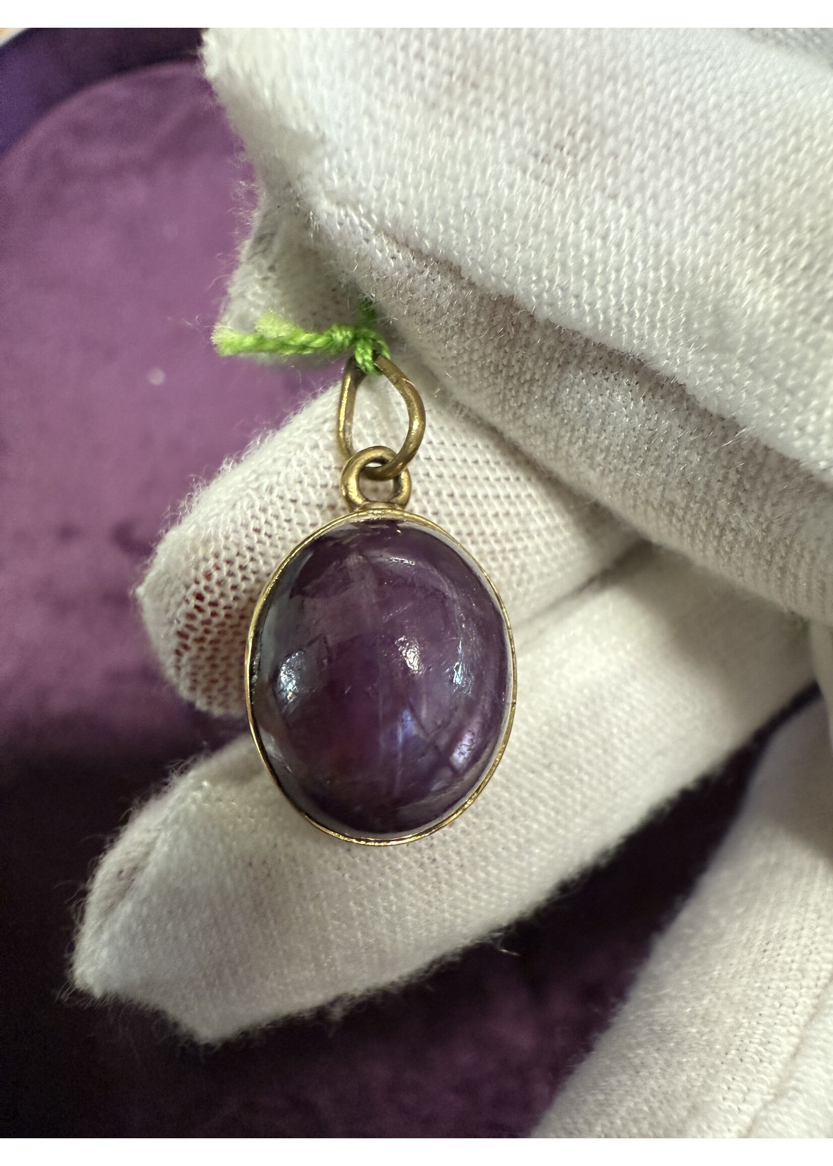 Vintage & Occasion Geelgouden ganger met ster robijn