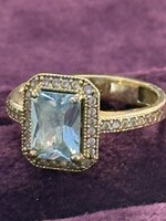 Vintage & Occasion Geelgouden 14k  ring met blauwe steen en zirkonia - maat 16.5