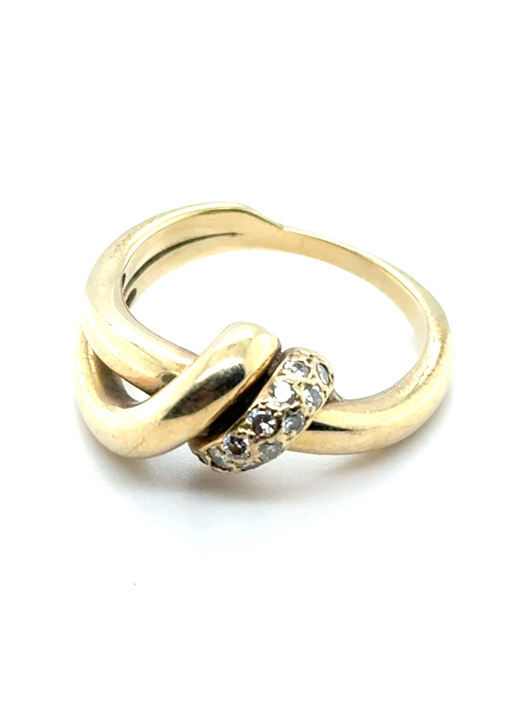 Vintage & Occasion Geelgouden luxe ring met briljant in knoop verwerkt - maat 18