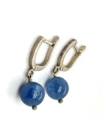 Vintage & Occasion Zilveren oorhangers met blauw edelsteen bollentjes