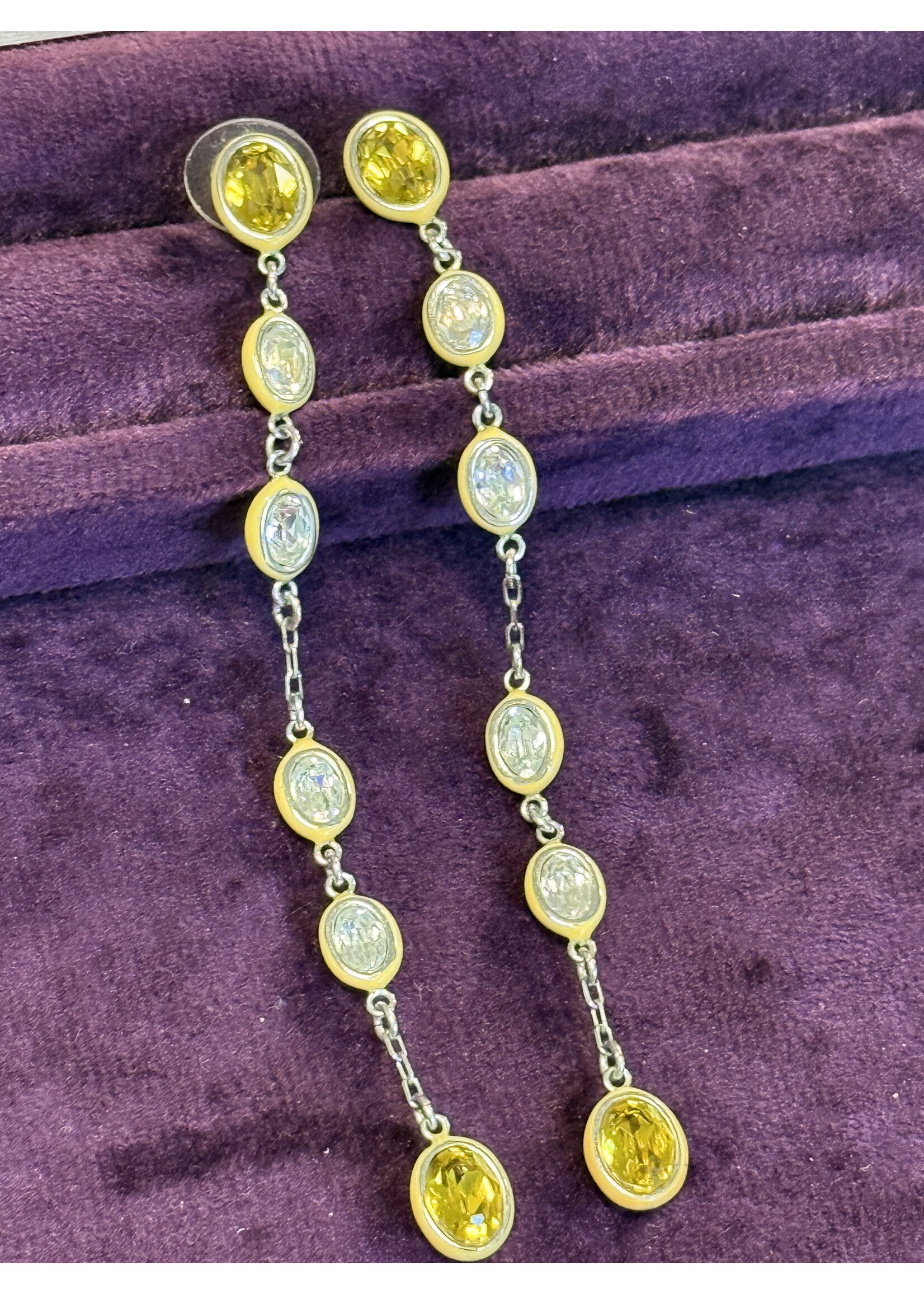 Vintage & Occasion Occasion gele pastel oorhangers