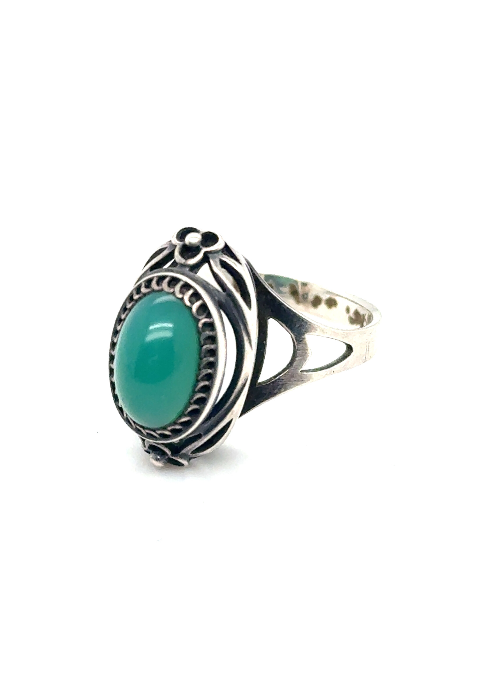 Vintage & Occasion Zilveren ring met groene chalcedoon - maat 17.5