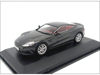 Oxford Diecast  Aston Martin Vanquish Coupe Quantumsilber - Modellauto 1:43