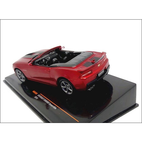 Ixo Models  Modelauto Chevrolet Camaro Convertible 1:43 rood metallic 2014 | Ixo Models