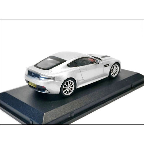 Oxford Diecast  Modelauto Aston Martin V12 Vantage S 1:43 zilver | Oxford Diecast