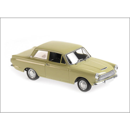 Maxichamps  Modelauto Ford Cortina Mk I 1:43 groen 1962 | Maxichamps