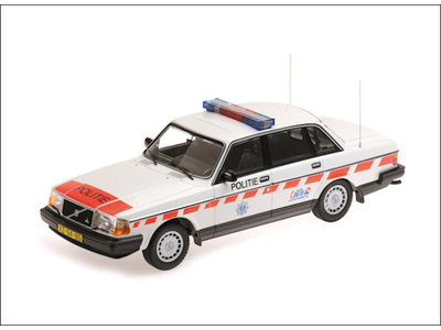 Minichamps  Volvo 240 GL 1986 Politie Nederland - Modelauto 1:18