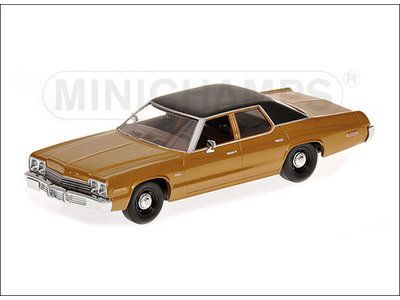 Minichamps  Dodge Monaco 1974 goud metallic - Modelauto 1:43