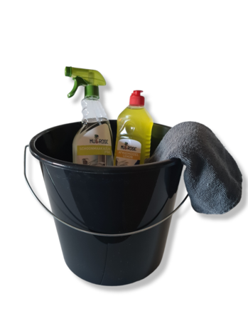 Mullrose Plastic household bucket - 10 liter - black Mullrose Plastic household bucket - 10 liter - black