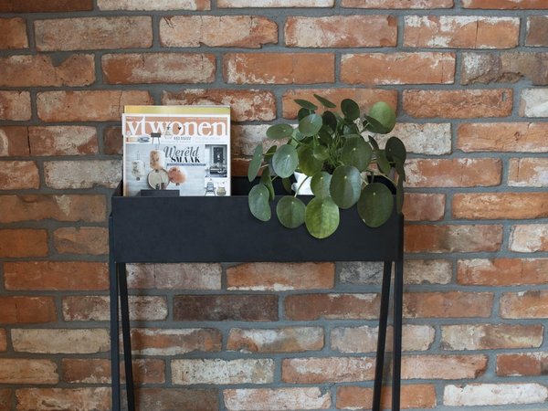 Gusta Gusta - planter box - black - 58x18x63cm Gusta Gusta - planter box - black - 58x18x63cm