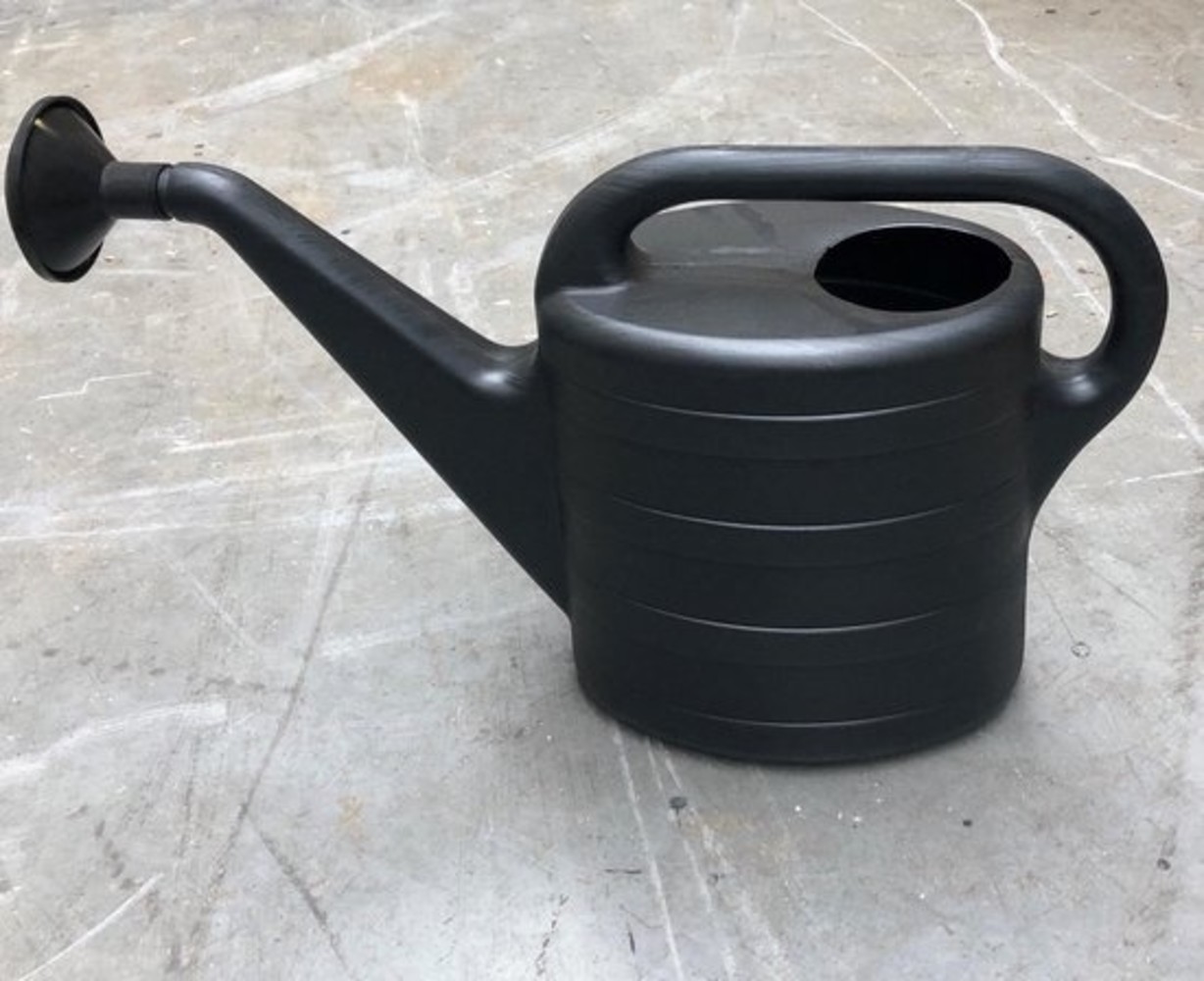 Mullrose Kunststoff-Gießkanne 10 Liter Anthrazit mit Tülle Mullrose Kunststoff-Gießkanne 10 Liter Anthrazit mit Tülle