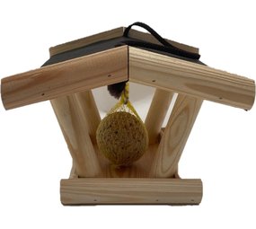 Mullrose Bird house with free fat ball Mullrose Bird house with free fat ball