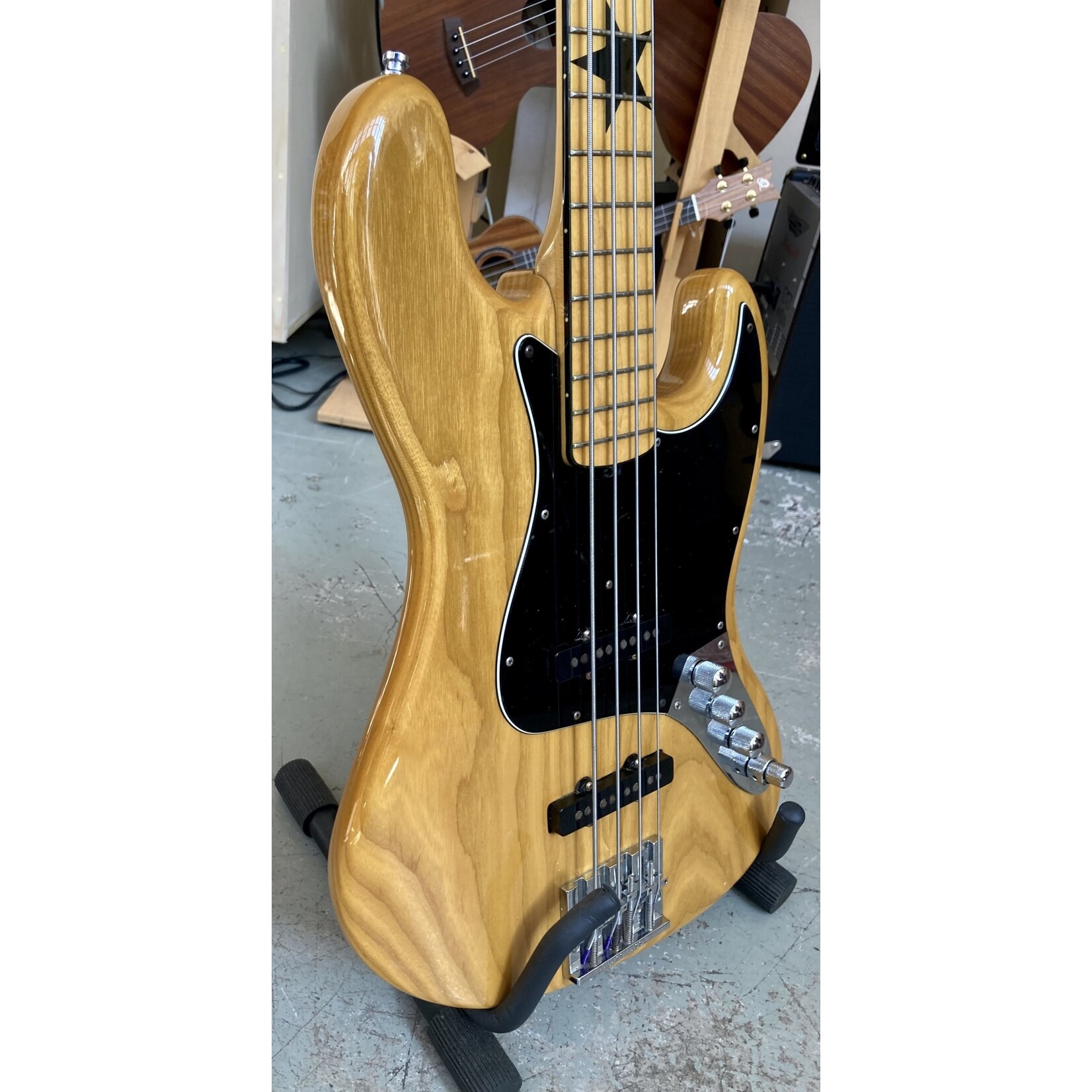 ESP ESP Crafthouse (ESP Customshop) Jazz Bass 2004 (pre-owned)