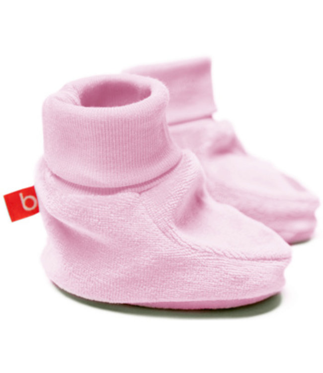 Velours babyslofjes lichtroze van Limobasics. 0-5 maanden