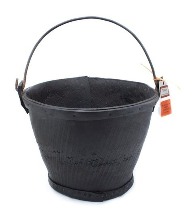 Rubber bucket recycled tyre