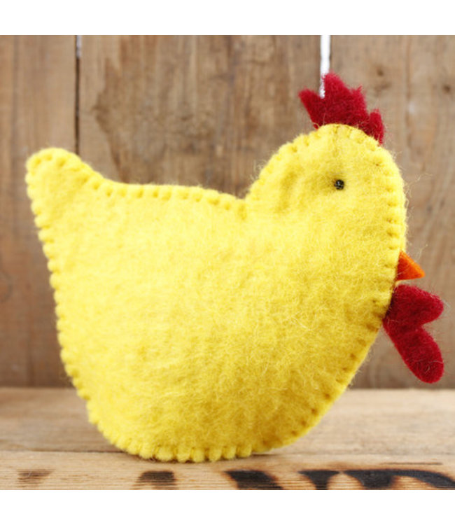 Felt egg warmer Chicken - yellow