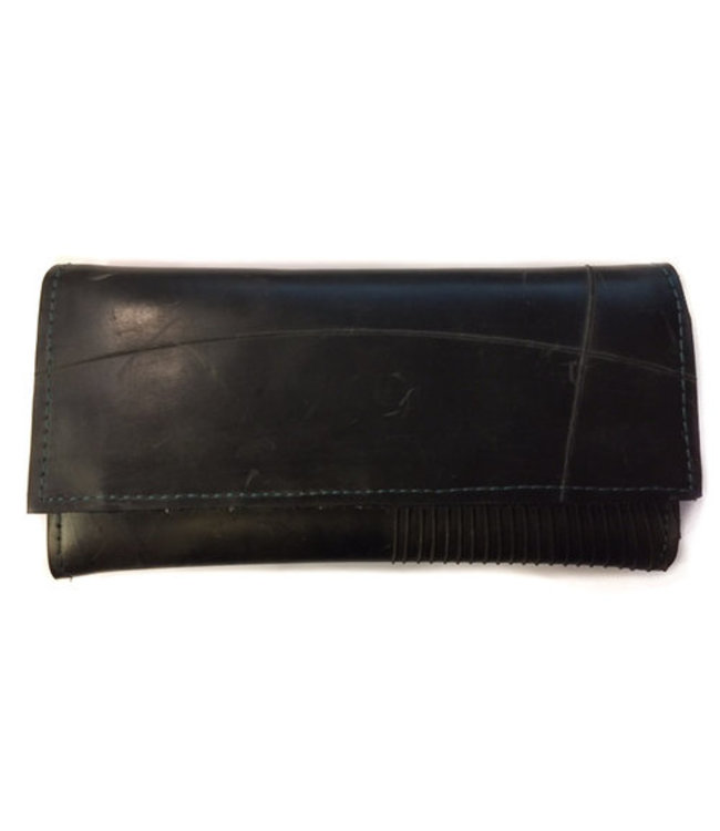 Large wallet black rubber