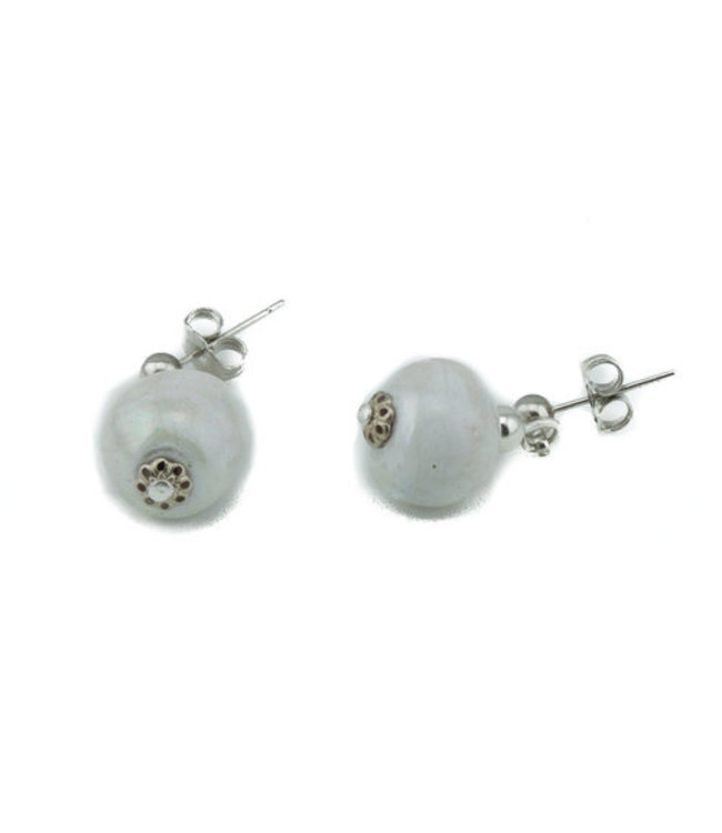 Earrings round ceramic bead - white