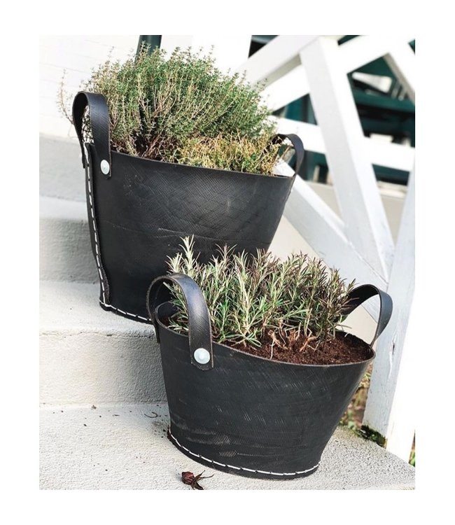Rubberen mand in zwart gerecycled autoband - Laag D35xH20cm