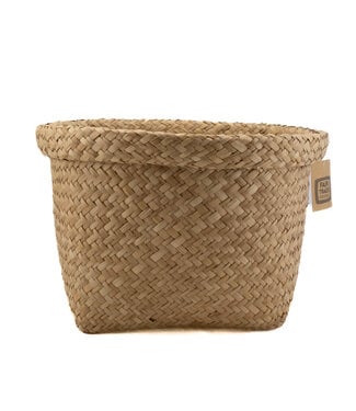 FairForward Basket palm leave. H 20 x D 30 cm.