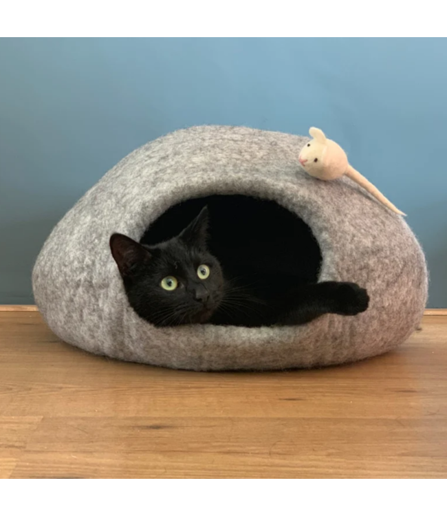 Vilten mand - kattenmand Catcave grijs met muis -  D45xH30cm