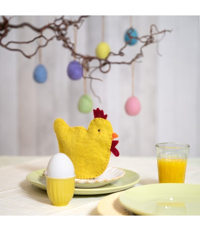 Felt egg warmer Chicken - yellow