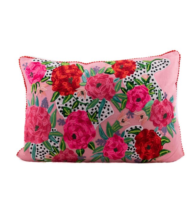 Pink design cushion with flower embroidery - 35x50 cm
