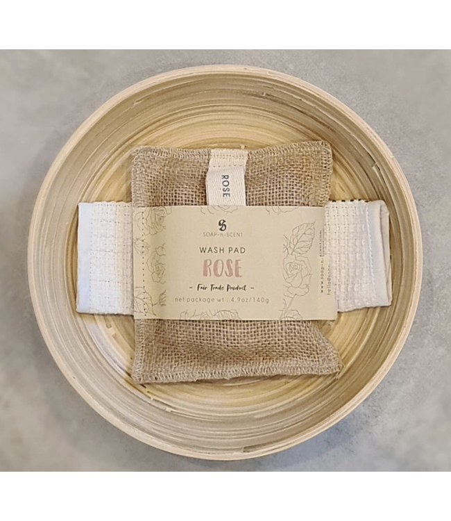 Scrub washand gevuld met stukjes rozenzeep 14x16cm