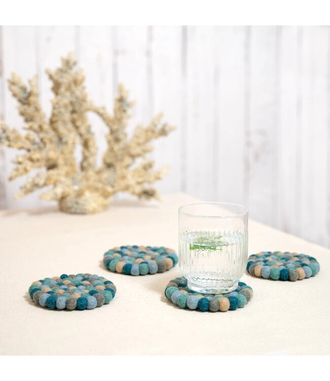 Felt coaster round 9 cm - blue colours