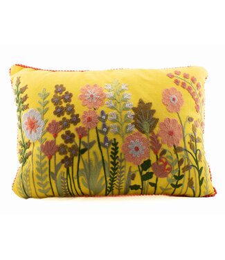 Only Natural Sierkussen geborduurd geel canvas met bloemen 35x50cm