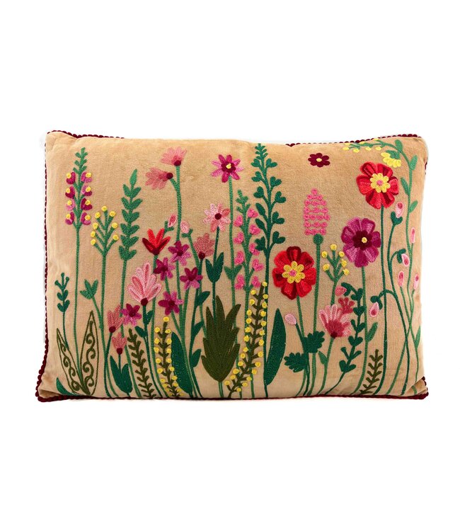 Sierkussen velours met geborduurde bloementuin 40x60 cm - beige