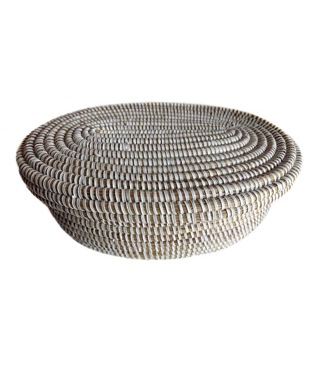 Straw basket oval white