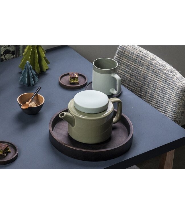 Mok met oor - celadon groen keramiek 8x10 cm - 350 ml