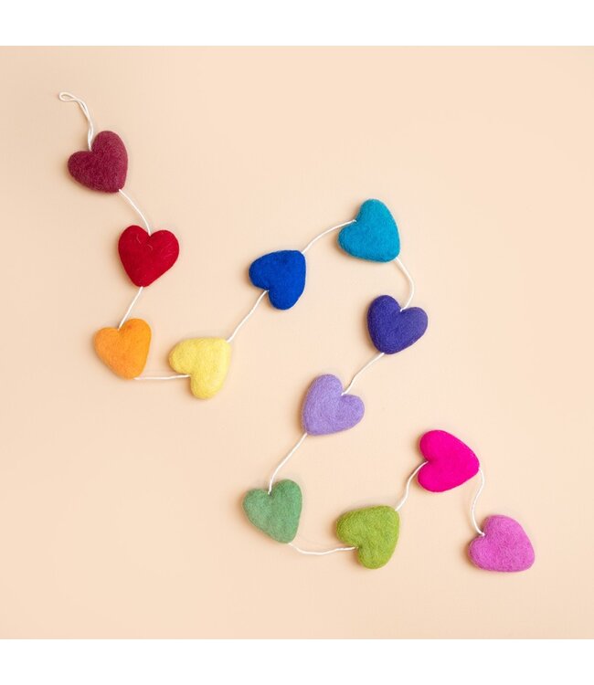 Felt garland - 12 hearts multicolour - length 150 cm