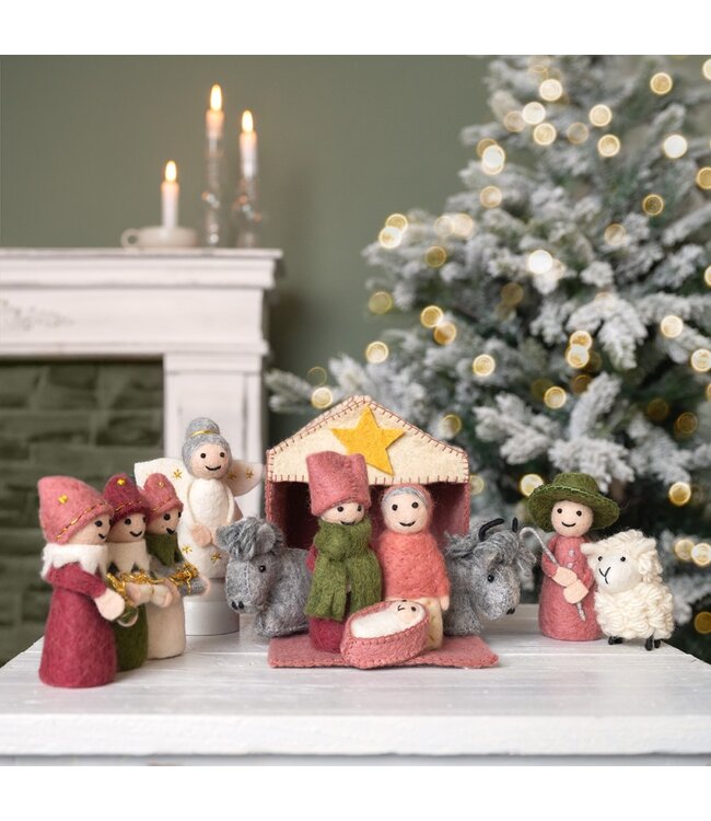 Vilten kerststal 12-delig met stal - roze-cyclaam - 15cm