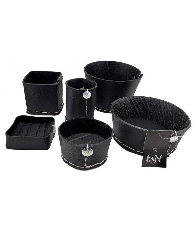 Basket black recycled rubber D18 x H12,5cm