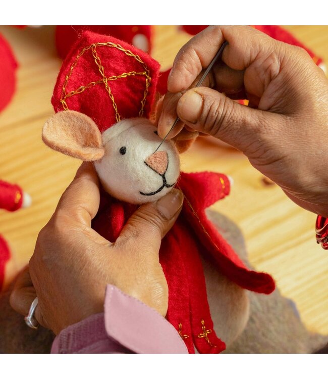Vilten Sinterklaas muis 20 cm
