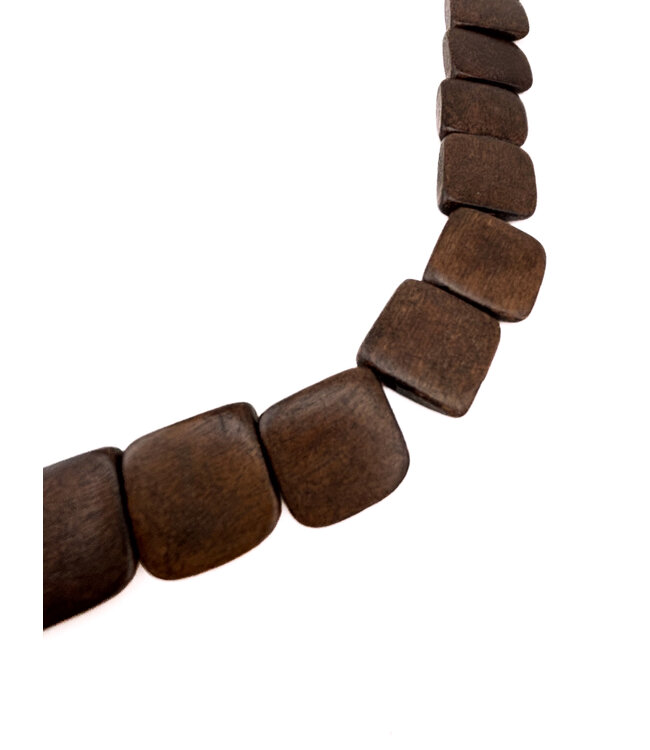 Necklace wooden square beads 2 cm - brown