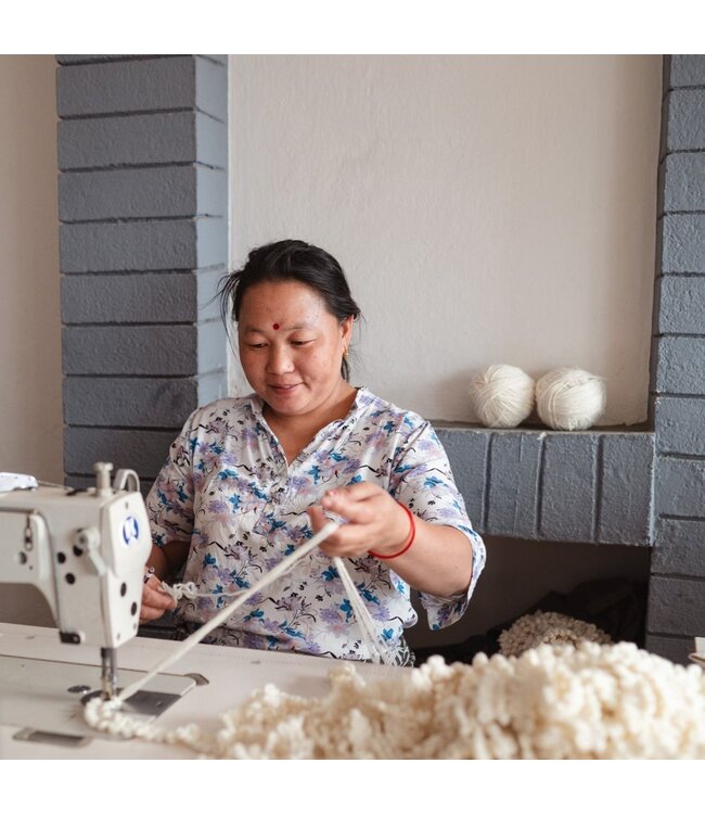 Felt mobile with 5 farm animals - H 50 x D19 cm